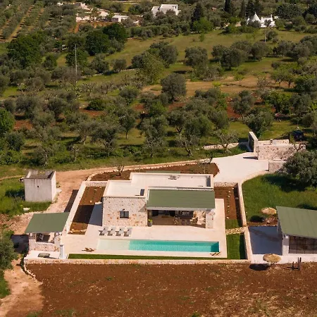 Villa Batu Stylish 2 Bedroom Cisternino