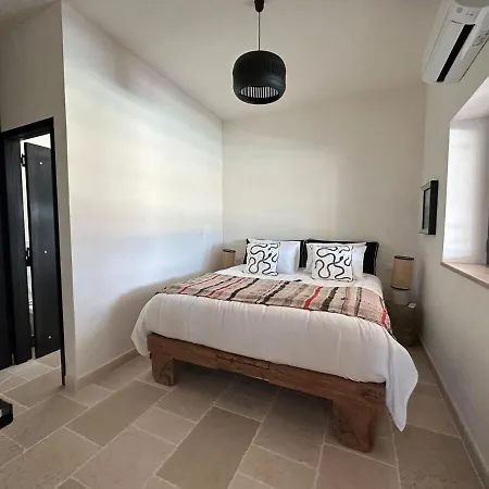 Batu Stylish 2 Bedroom *